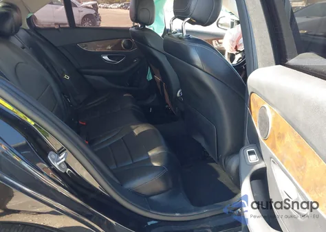 2017 Mercedes-Benz C 300 4Matic from USA, damaged, VIN 55SWF4KB5HU181882